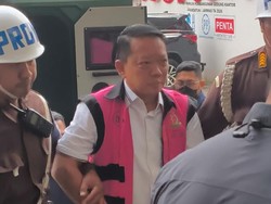 Usut TPPU Eks Jampidsus Febrie, Kejagung Periksa Pihak Bank
