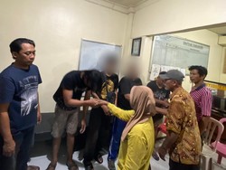 4 Pria Penilap Jagung dalam Mesin Pemipil di Tulungagung Diringkus Warga
