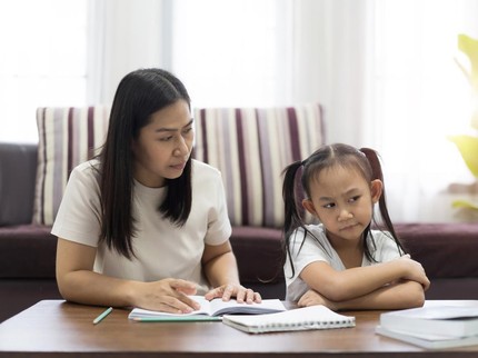 Sering Bilang Anak 'Pintar'? Hati-hati, Studi Ungkap Bisa Memicu Kebiasaan Curang