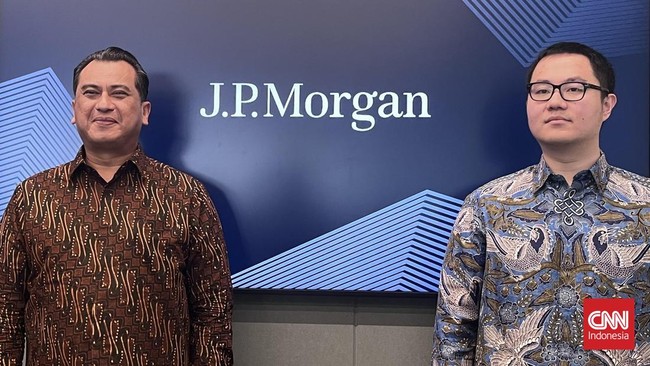 J.P. Morgan menilai target pertumbuhan ekonomi Indonesia sebesar 6 persen pada 2027 tidak mudah dicapai di tengah tren suku bunga yang kembali meningkat.CEO and Senior Country Officer J.P. Morgan Gioshia Ralie mengatakan investasi akan menjadi faktor