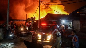 Kebakaran TPA Putri Cempo Solo Meluas