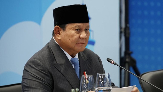 Indonesian President Prabowo Subianto attends a meeting with Russian President Vladimir Putin on the sidelines of the Eastern Economic Forum in Vladivostok, Russia, September 3, 2026. Sputnik/Vyacheslav Prokofyev/Pool via REUTERS