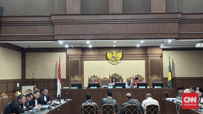 Pengadilan Tindak Pidana Korupsi (Tipikor) pada Pengadilan Negeri (PN) Jakarta Pusat kembali menggelar sidang kasus dugaan korupsi kuota haji tambahan tahun 2023-2024, Kamis (3/9). Tiga saksi dari Kementerian Agama dan satu saksi dari pihak swasta di