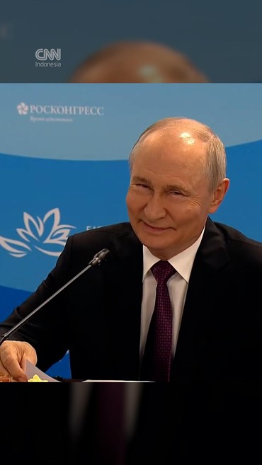 Momen Prabowo Bikin Putin Tertawa saat Bertemu di Vladivostok