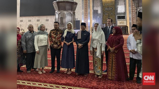 Kunjungan putri swedia ke istiqlal dan katedral