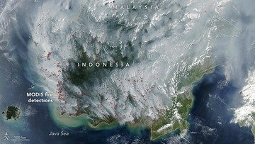 Potret Terbaru Kalimantan dari Satelit NASA, Kabut Asap Makin Tebal