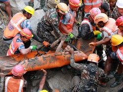Mukjizat di Balik 2 Orang Selamat Usai Nepal Dihantam Banjir Dahsyat