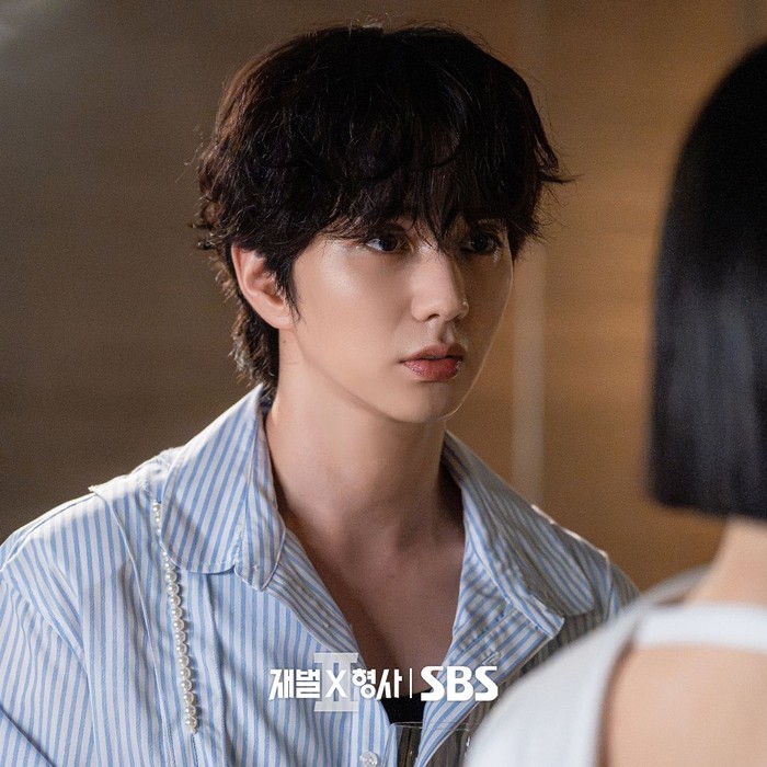 Kamu bisa menyaksikan penampilan perdana Yoo Seung Ho sebagai &lsquo;villain&rsquo; di drama Flex X Cop 2 melalui Disney+, Beauties!/ Foto: instagram.com/sbsdrama.official