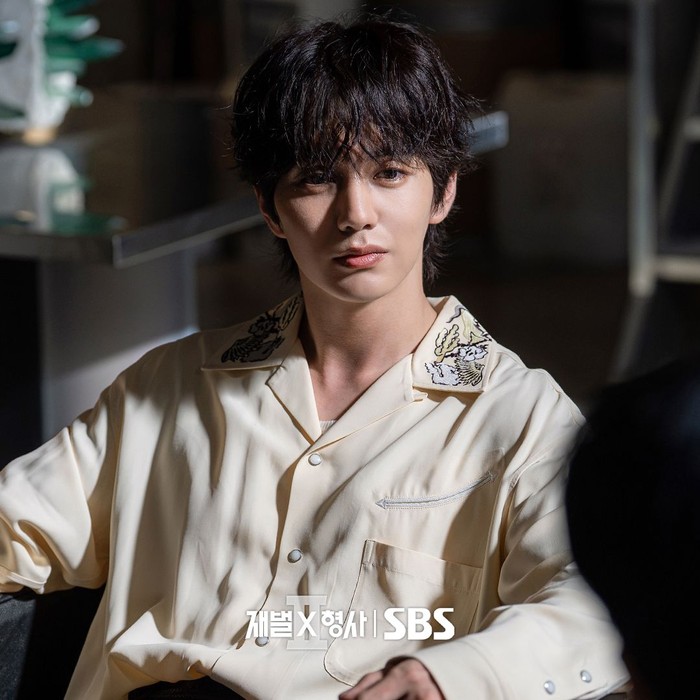 Kecurigaan tersebut semakin menguat ketika Hye Ra dan Yi Soo mengetahui bahwa para model Sung Won juga telah menghilang di Inggris, seperti kasusnya saat berada di Korea./ Foto: instagram.com/sbsdrama.official