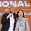 Utusan Khusus Presiden Bidang Pembinaan Generasi Muda dan Pekerja Seni, Raffi Ahmad dan Direktur Utama dan Co Founder RANS Entertainment, Nagita Slavina saat menghadiri Lampung Financial Festival di Hotel Novotel, Bandar Lampung, Sabtu (5/9/2026). (C
