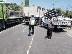 Pikap Vs Tronton di Jalan Denpasar-Gilimanuk, Sopir Asal Banyuwangi Tewas