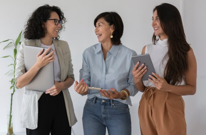 Taurus dikenal gigih, kuat, dan sulit menyerah ketika sudah berkomitmen pada sesuatu. Sifat keras kepala mereka justru dapat menjadi kekuatan ketika dibutuhkan seseorang yang konsisten mengambil kendali./ Foto: magnific.com