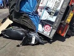 Laka Truk Terguling di Pantura Pemalang, 2 Siswi Pemotor Tewas Tergencet