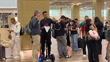 Penerbangan Denpasar-Dili Dibatalkan Akibat Gangguan Abunya Krakatau