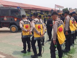 1.000 Personel Polda Sumsel Bantu Pemadaman Karhutla di Muara Enim