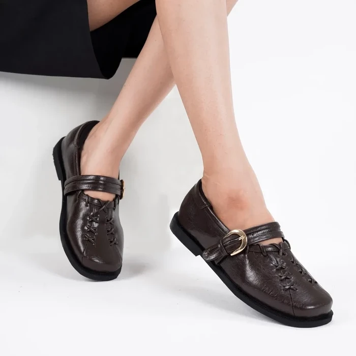 Sepatu Cekhas