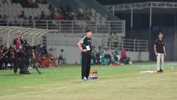Berita Olahraga Terkini CNN Sport : Debut Resmi Shin Tae Yong di Persija Berbuah Pemecahan Rekor