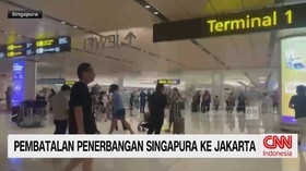 erupsi Anak Krakatau, penerbangan Singapura Jakarta, penerbangan dibatalkan, Gunung Anak Krakatau, bandara Jakarta, abu vulkanik,