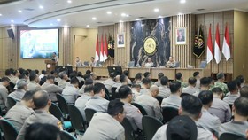 Polri memperkuat pencegahan Kebakaran Hutan dan Lahan (Karhutla) dengan memperluas kehadiran personel di tengah masyarakat. Sebanyak 322 personel Satgas Edukasi, Penyuluhan dan Pencegahan Karhutla gelombang kedua diberangkatkan ke empat wilayah, yakn
