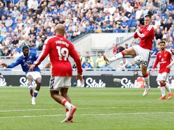 Belum Sepekan di Everton, Maitland-Niles Jebol Gawang MU dan Ukir Sejarah