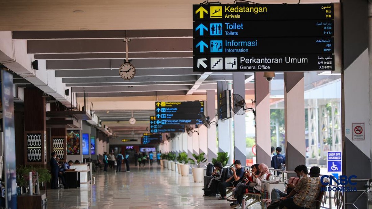 Bebas Abu Vulkanik Anak Krakatau, Daftar 10 Bandara Resmi Dibuka Lagi