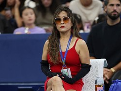 Bukan Cuma Naomi Osaka, Gaya Berani Ibunya Juga Curi Atensi di US Open 2026