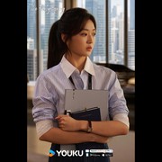 Get The Look: Inspirasi Gaya ala Sun Qian, Pemain Serial The Early Spring