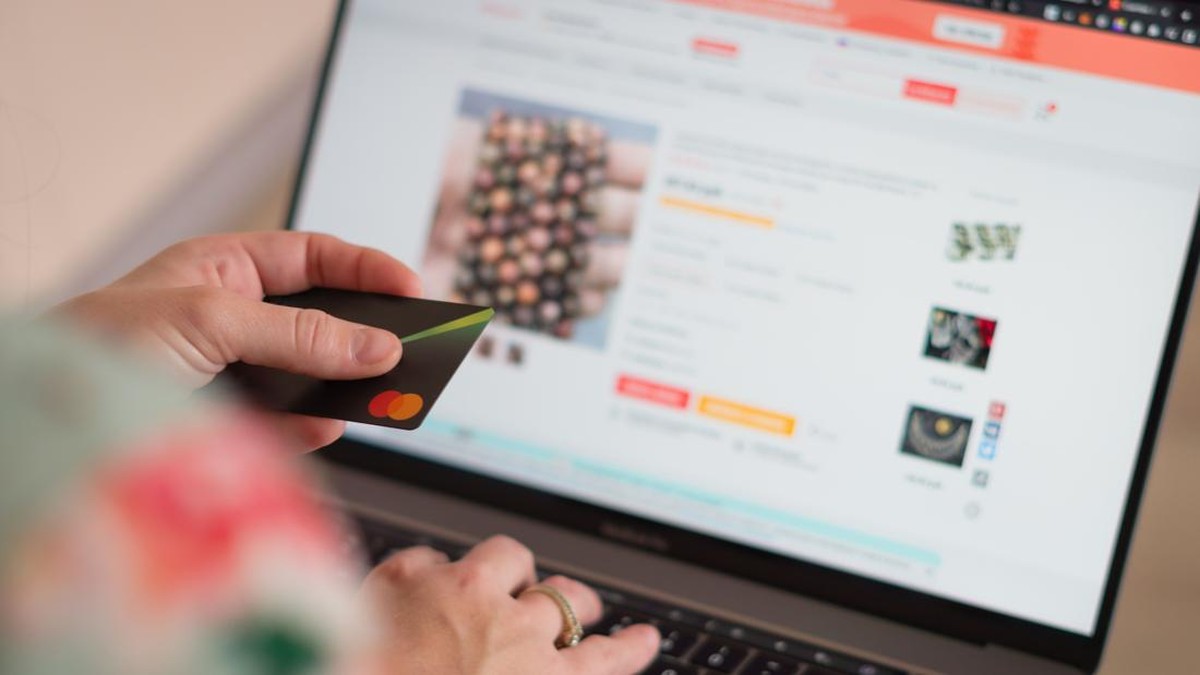 Empat E-commerce Mulai Pungut Pajak per 1 November