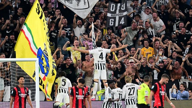 Soccer Football - Serie A - Juventus v AC Milan - Allianz Stadium, Turin, Italy - September 6, 2026 Juventus' Federico Gatti celebrates scoring their first goal REUTERS/Daniele Mascolo     TPX IMAGES OF THE DAY