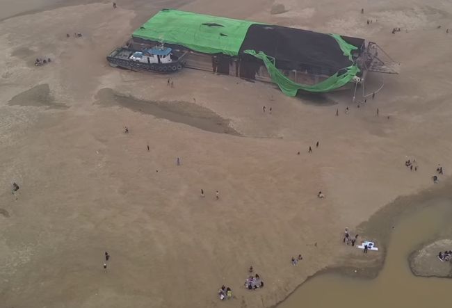 Kekeringan sungai Kapuas. (Ist Instagram atr.drone) Kekeringan sungai Kapuas. (Ist Instagram atr.drone)