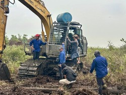Tim Karhutla Temukan Alat Berat di Hutan Ketapang, Penyidik Kejar Pemodal