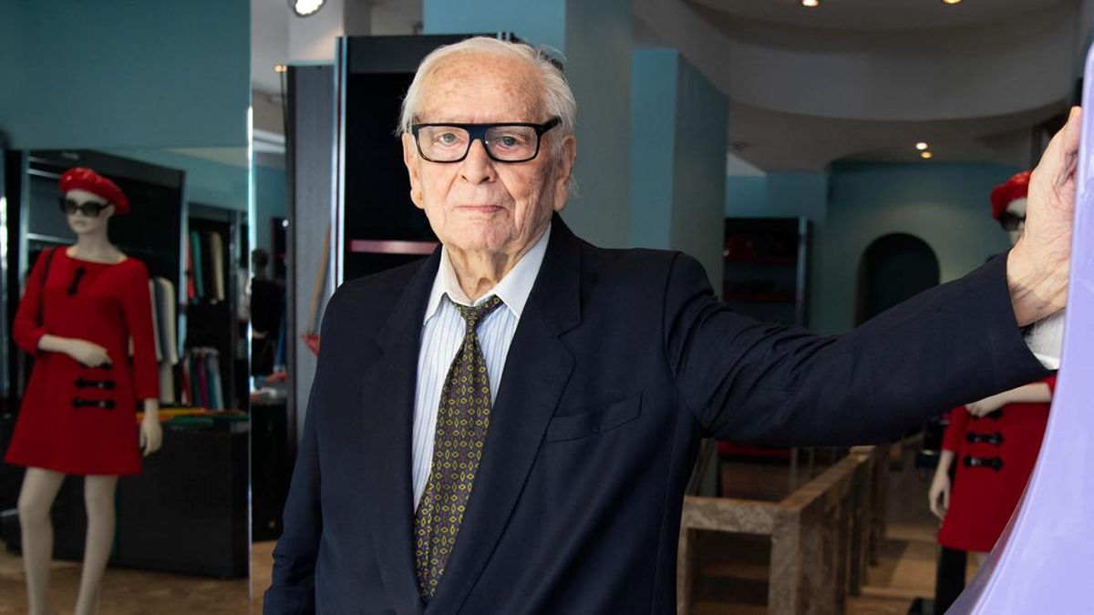 Mengenang Kembali Pierre Cardin dan Karya Legendarisnya