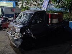 Pikap di Bogor Dikejar Warga hingga Dirusak Usai Diduga Serempet Motor