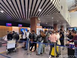 12 Penerbangan di Bandara Juanda Batal Imbas Erupsi Anak Krakatau