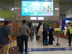 Gagal Terbang Imbas Abu Vulkanik, Nanik Naik KA ke Surabaya demi Menuju Sultra