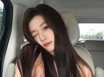 Awalnya hanya ingin fokus bekerja, Shang Zhitao kemudian justru terlibat dengan romansa mendebarkan dan tidak terduga dengan bosnya, Luan Nian (Jing Boran)./ Foto: instagram.com/sq_niki