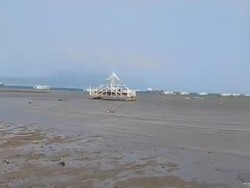 Viral Air Laut Surut di Pesisir Dekat Anak Krakatau, Ini Penjelasan BMKG