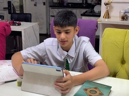 Deretan Anak Artis Sekolah PJJ Imbas Erupsi Anak Krakatau