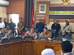 Digeruduk Massa, Pemkab Buka Dialog Legalisasi Minyak Rakyat di Muba