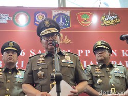 Jakarta Bebas Paparan Abu Vulkanik, Siswa Kembali Belajar di Sekolah