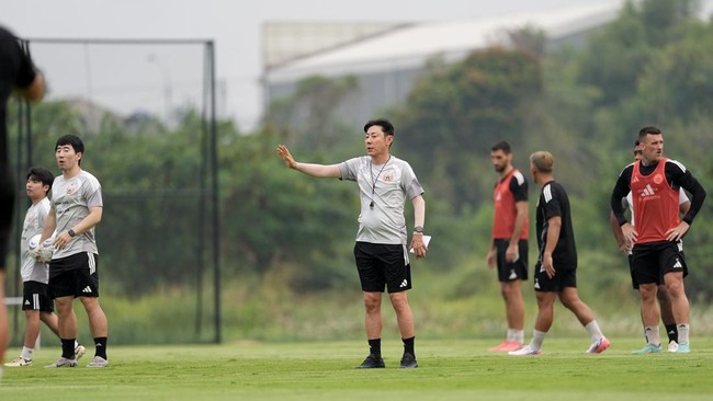 Latihan Persija Jakarta Jelang Melawan Persib Bandung