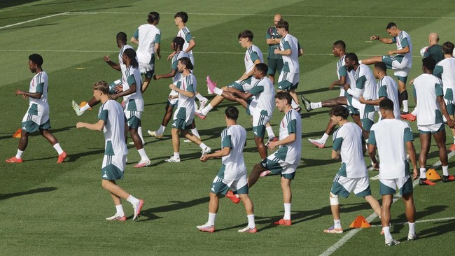 Real Madrid players attend a training session at the Ciudad Real Madrid training ground in Madrid on September 7, 2026 ahead of the UEFA Champions League first round day 1 football match between Real Madrid and Inter Milan. (Photo by Thomas COEX / AF