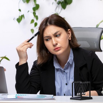 4 Cara Mengenali Orang yang Tidak Mampu Berpikir Kritis dari Ucapan Sehari-hari