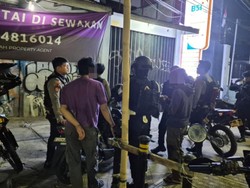 Polisi Bubarkan Tawuran di Cakung Jaktim, Pria Bawa Celurit Ditangkap