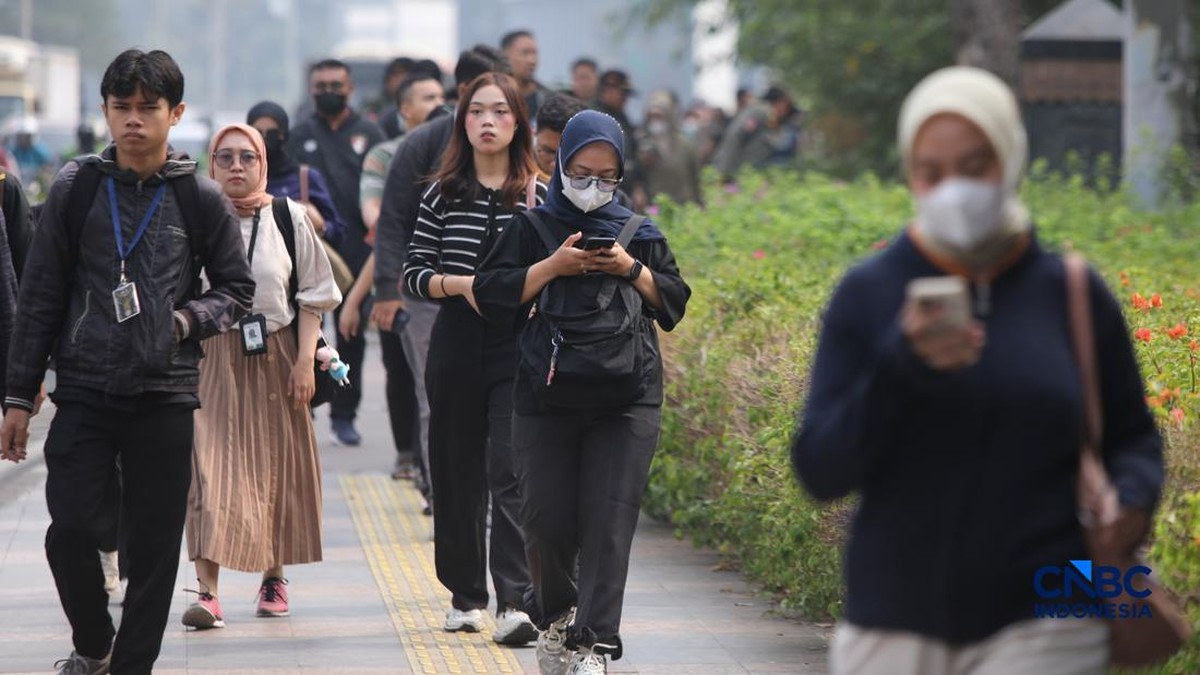 Menyeimbangkan Perlindungan Pekerja dan Masa Depan Lapangan Kerja
