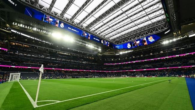 Soccer Football - LaLiga - Real Madrid v Real Sociedad - Estadio Santiago Bernabeu, Madrid, Spain - August 26, 2026 General view inside the stadium before the match REUTERS/Juan Barbosa