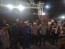 Abah Setu di Bekasi Digeruduk Massa Usai Diduga Hina Nabi