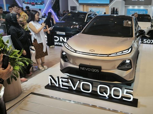 Changan meluncurkan dua SUV listrik, Nevo Q05 dan Deepal S05, di GIIAS Bandung 2026 dengan harga OTR mulai Rp351,9 juta.