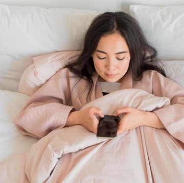 5 Dampak Langsung Membuka Ponsel Setelah Bangun Tidur