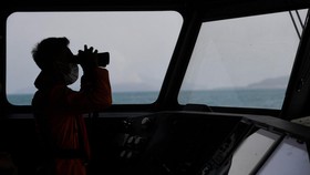 Pencarian Rombongan Jurnalis Berlanjut di Selat Sunda